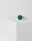 Kinetic ring in sterling silver with gemstone by Carlota Guardia, detail view
