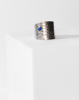 REPTILIA RING · SILVER AND NATURAL STONES