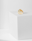 Bubble spark ring in gold with diamond, Carlota Guardia Jewelry, side view