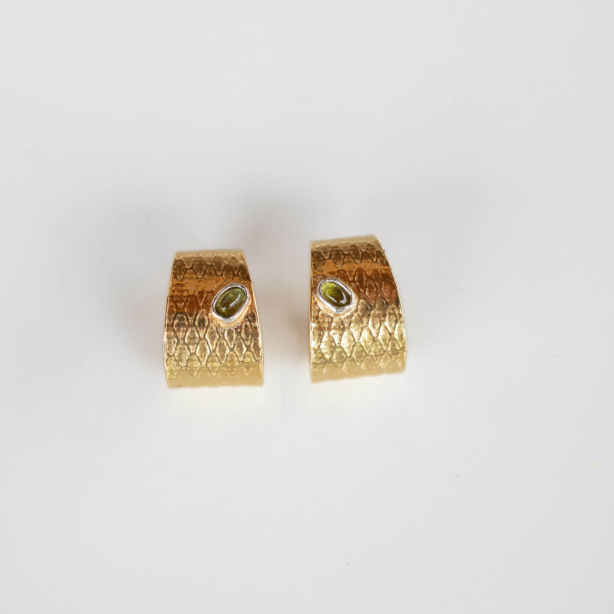 reptile-earrings-vermeil-natural-stones-front2.png