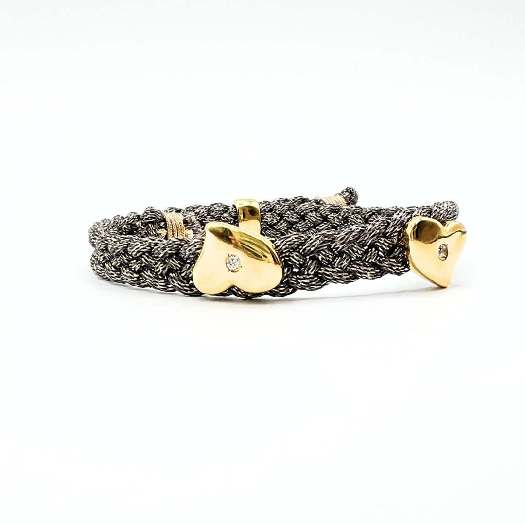 LES AMOURS metallic bracelet ♥ : Metallic ribbon with vermeil hearts.