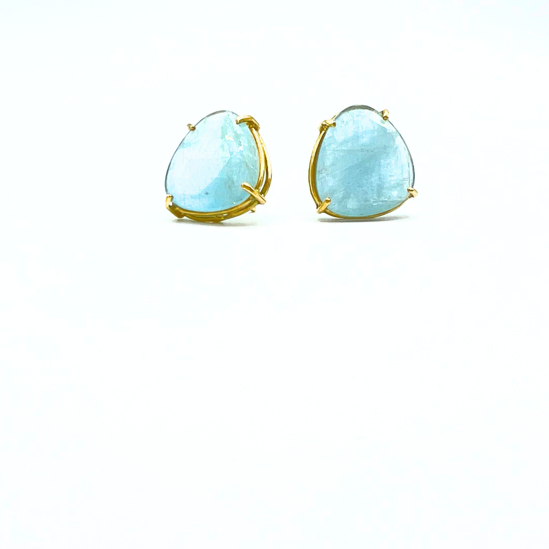 handmade-jewel-simplicity-recycled-gold-aquamarine-light.png