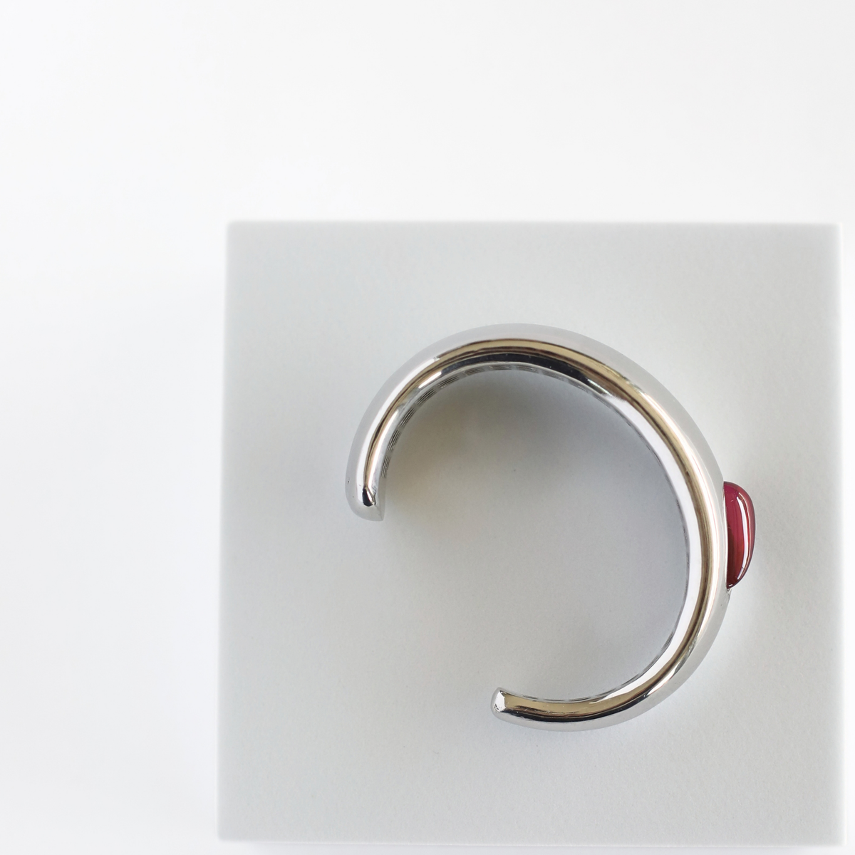 CHROMA CUFF