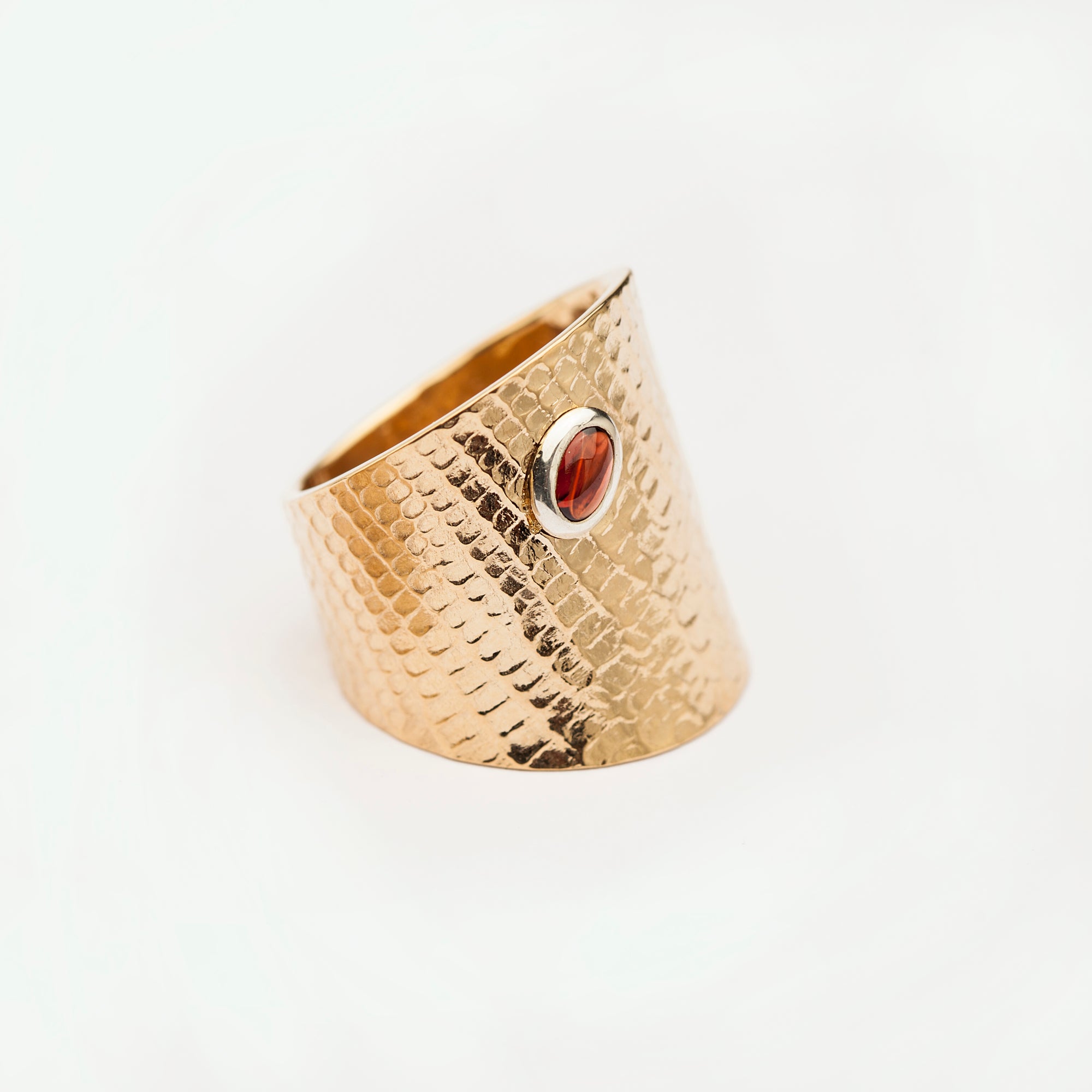 ring-reptilia-gold-lateral-view5.jpg
